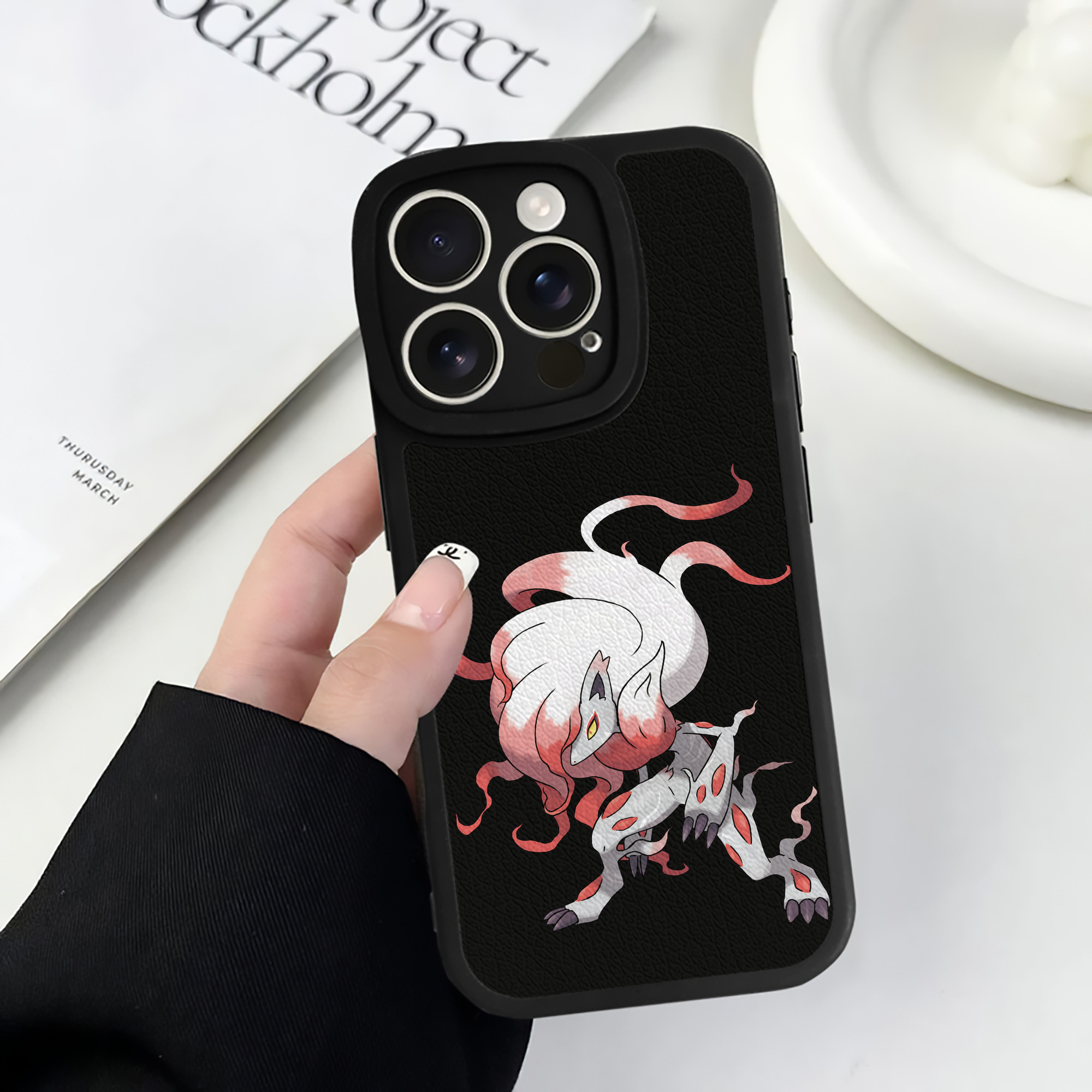 （画像用） ポケットモンスター Pokémon 【iPhone 16シリーズ対応】シリコンスマホケース（レザー調） 材質：シリコン